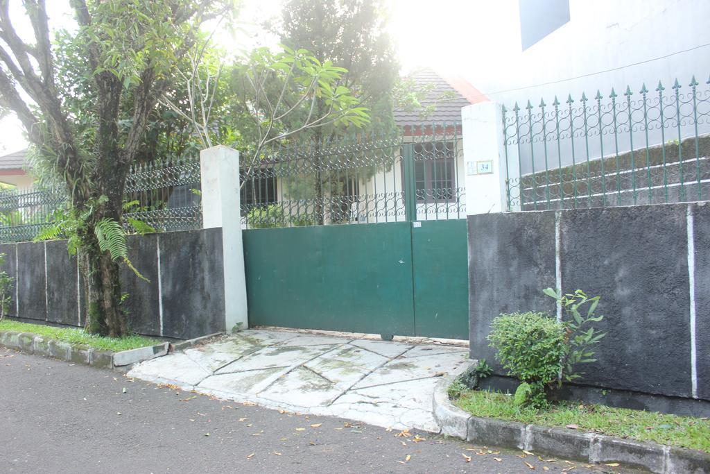Riverrun Home Bogor Kültér fotó